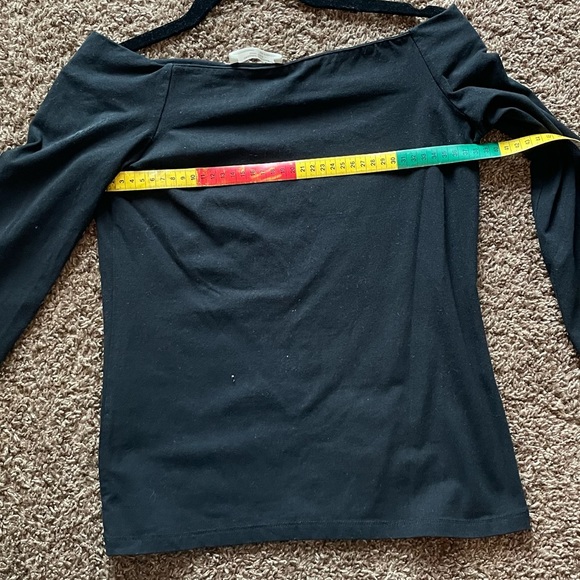 👌3/$12👌 Zara black off the shoulder long sleeve top - Picture 9 of 10